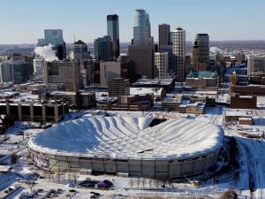 20101212_collapsed-metrodome4_2.jpg