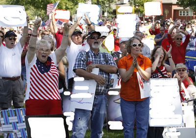 protest_no_sign_aug17_1.jpg